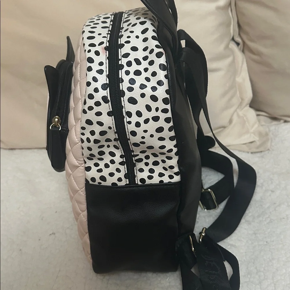 Betsey Johnson adorable quilted